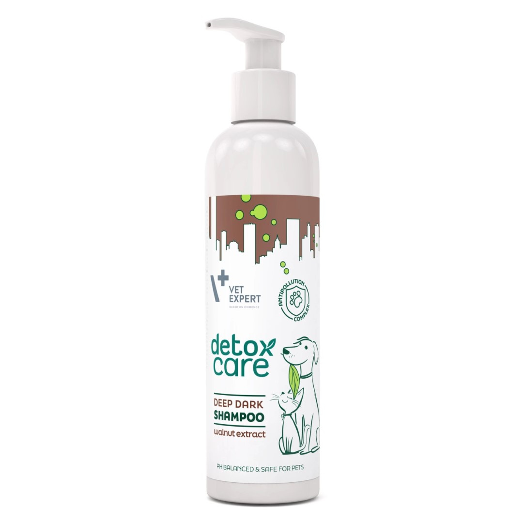 VET EXPERT Detox Care Deep Dark Shampoo.