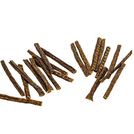 Smakołyk dentystycznydla psów MACED PAŁECZKI WOŁOWE Z ZIOŁAMI 500G